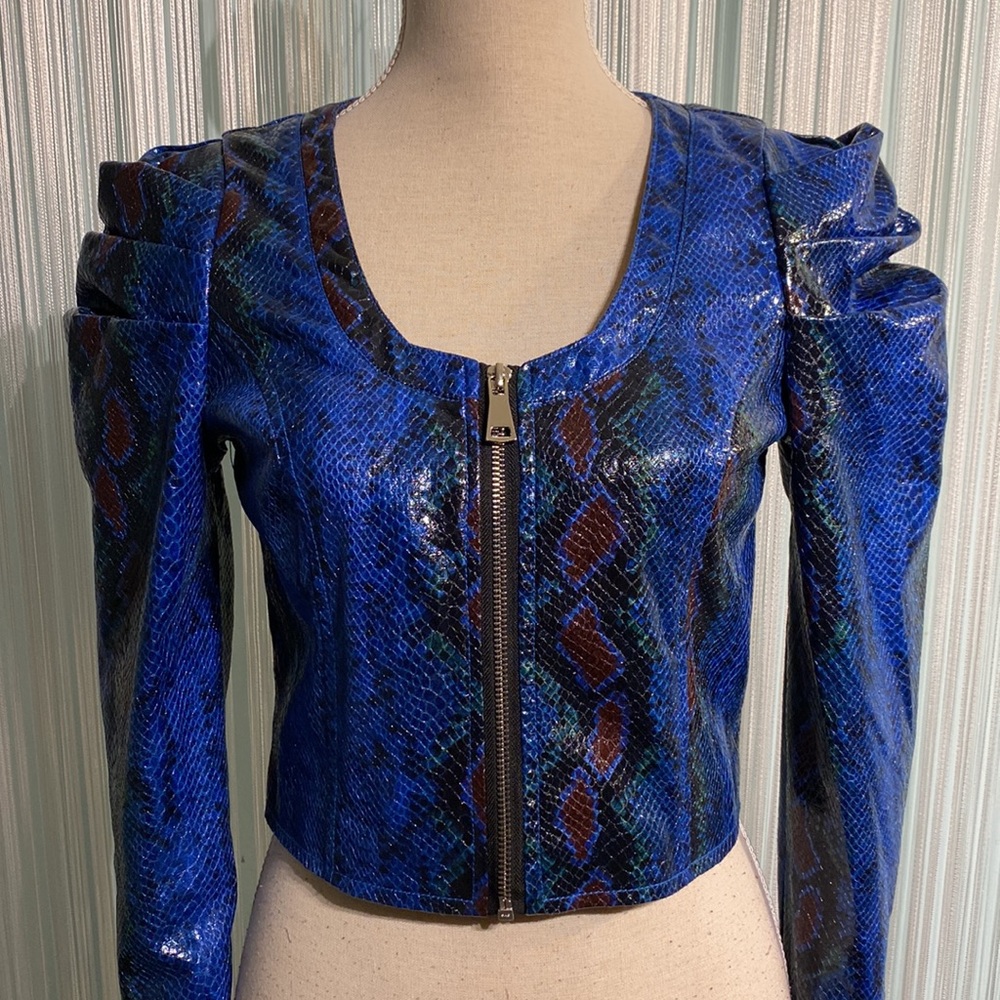 Azalea Wang Faux Snake Skin Crop Jacket NWT Size Small